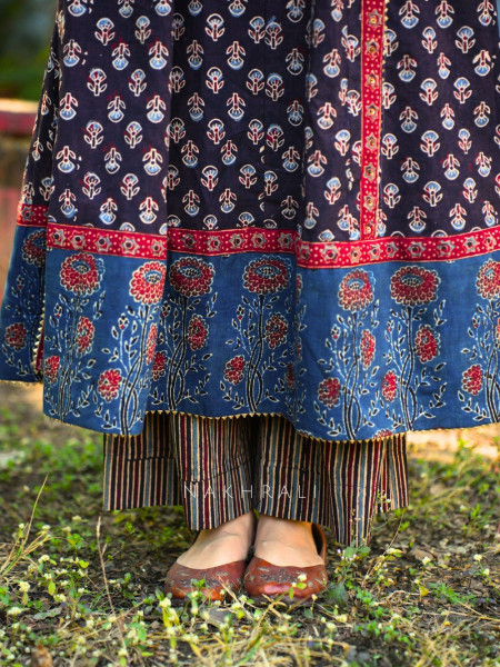 Umrao Black Angrakha Cotton Kurta Pant Set