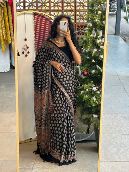 Tamanna Black Modal Printed Saree