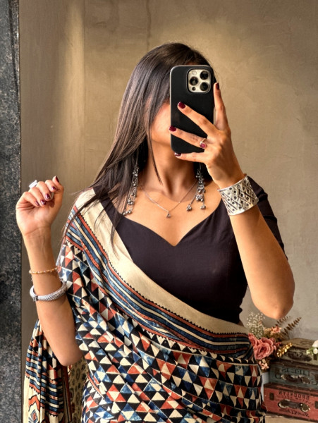 RangRekha Multicolor Modal Saree with Printed Design