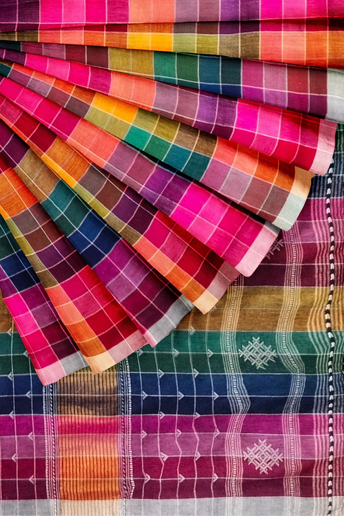 Handloom Woven Bhujodi Kutch Kala Cotton Saree with Tassels