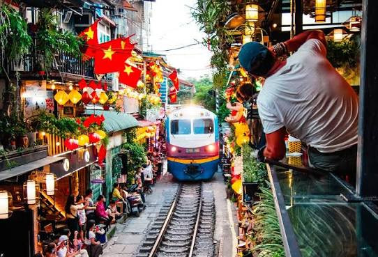 Vietnam 3N Hanoi 1N Halong Bay - Buy 1 Get 1 Free