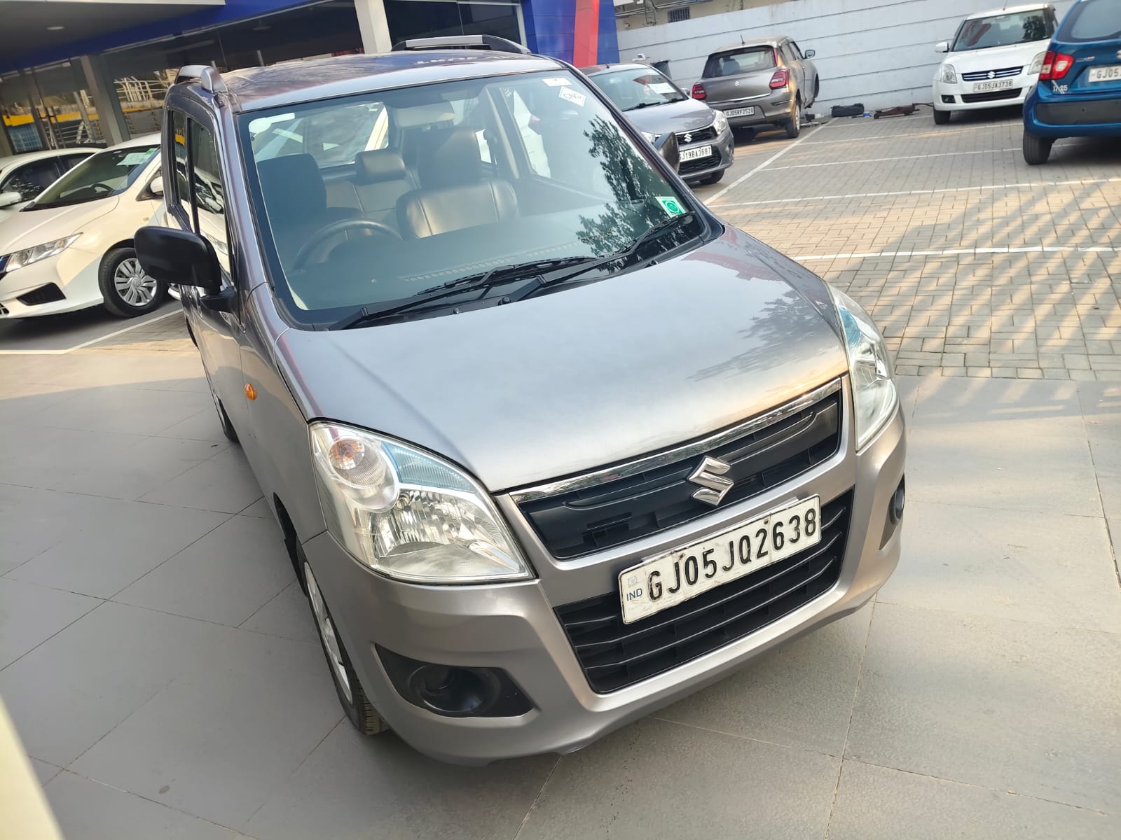 Maruti Suzuki WAGONR LXU