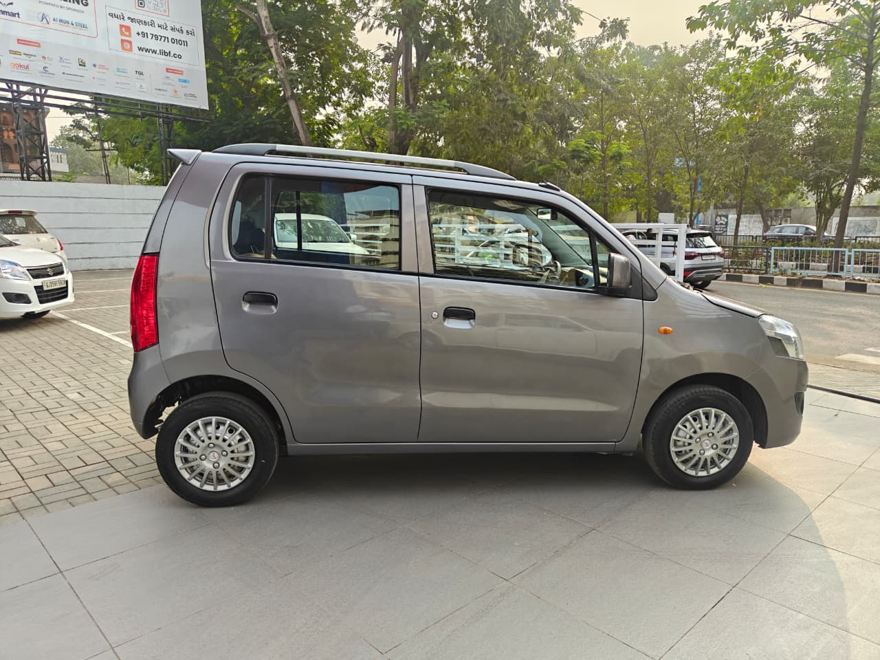 WAGONR LXI