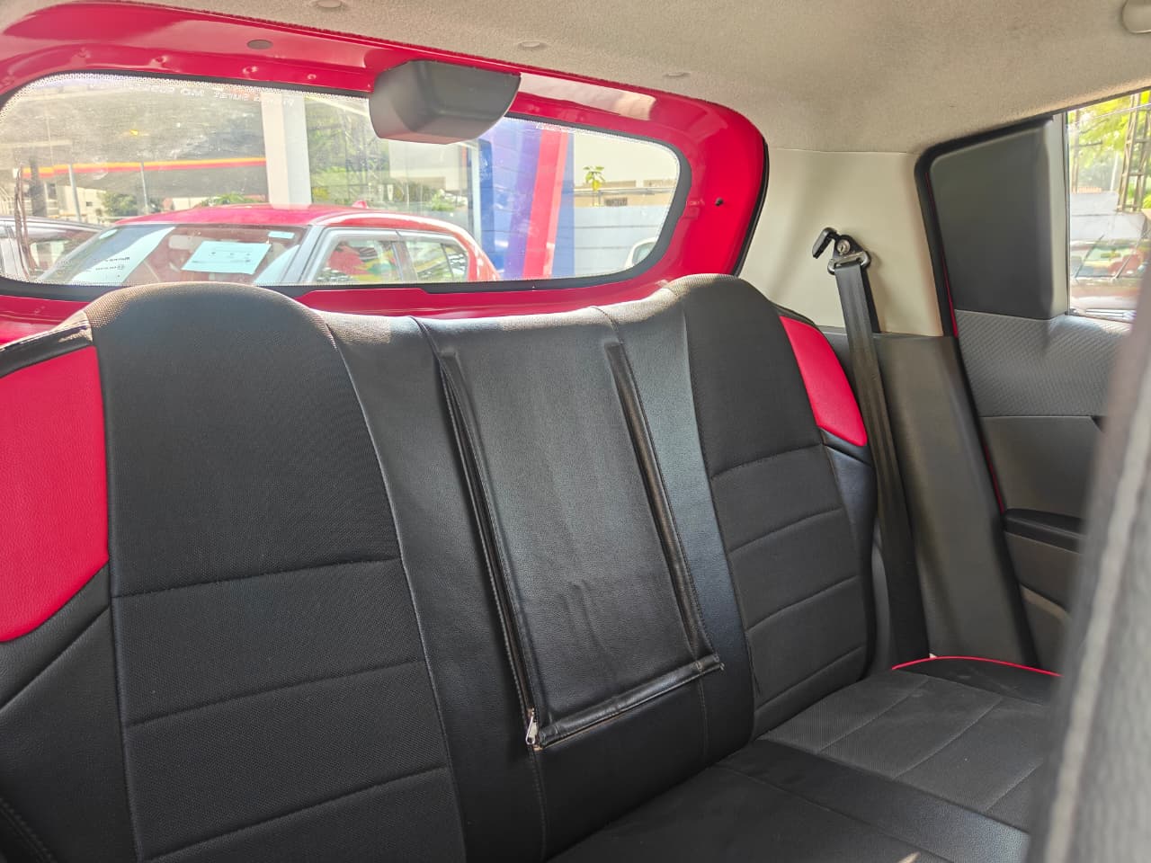 Mahindra KUV100 Nxt k2