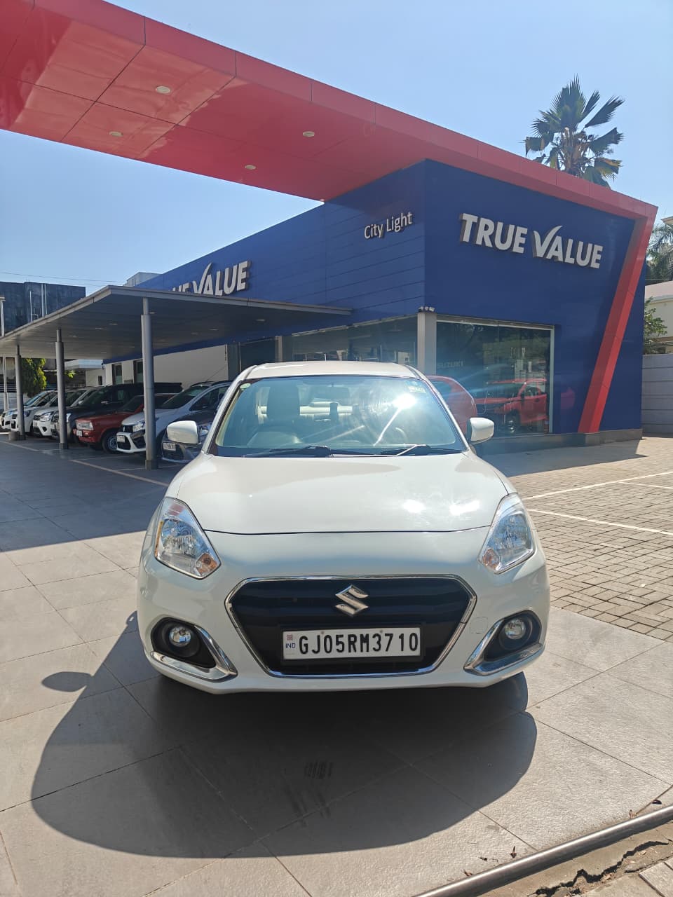Maruti Suzuki Dzire Zxi