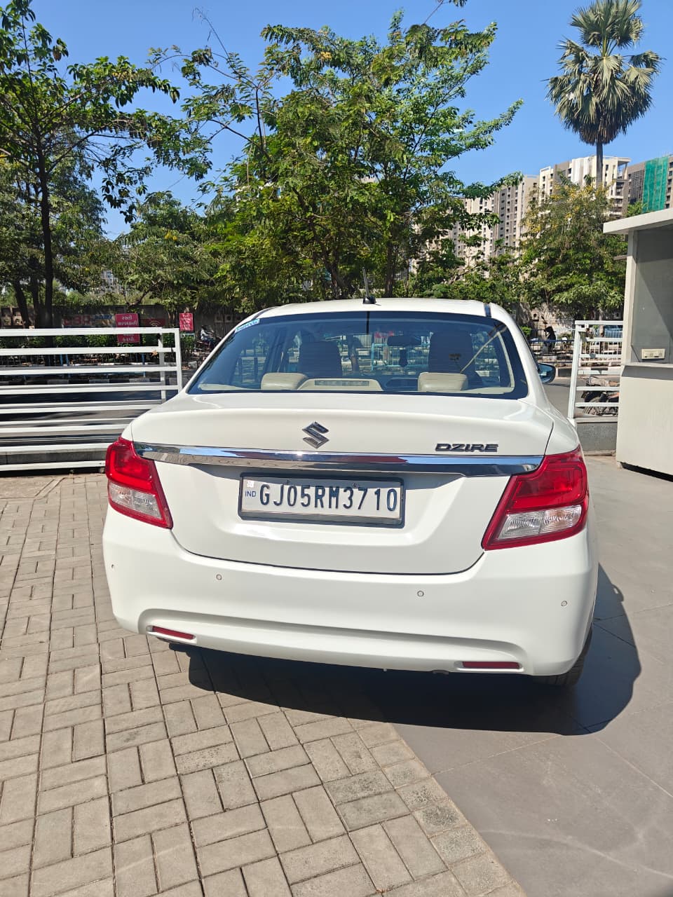 Maruti Suzuki Dzire Zxi