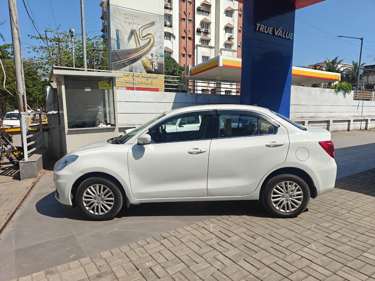 Maruti Suzuki Dzire Zxi