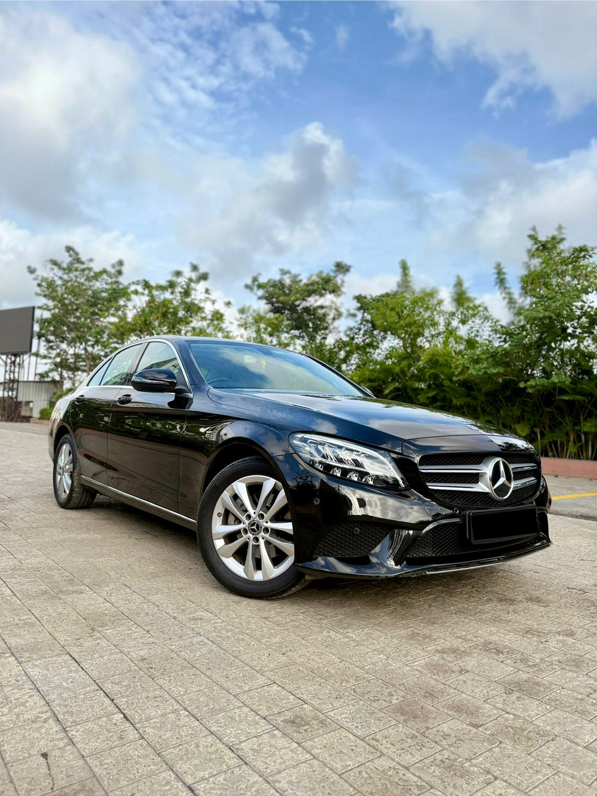 MERCEDES BENZ C CLASS