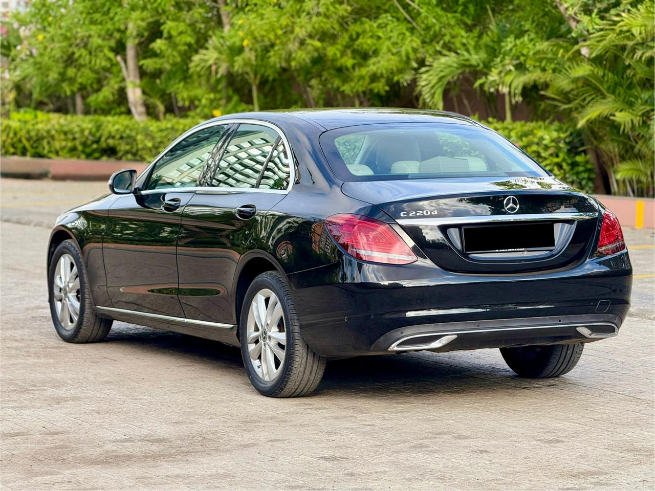 MERCEDES BENZ C CLASS