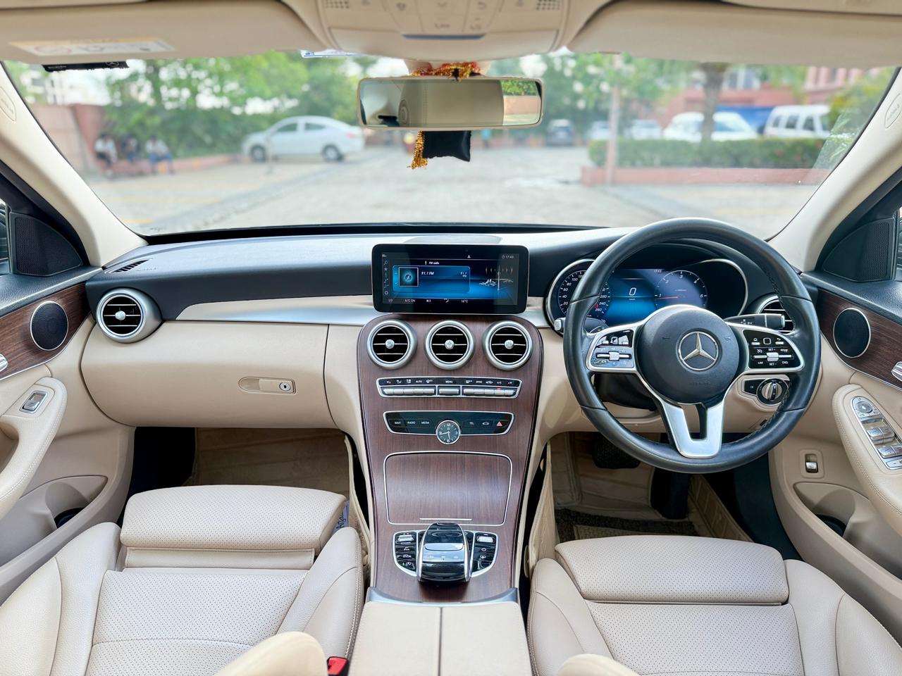 MERCEDES BENZ C CLASS