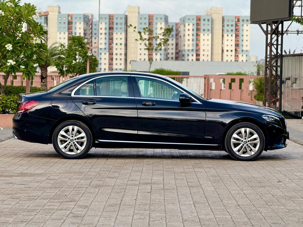 MERCEDES BENZ C CLASS