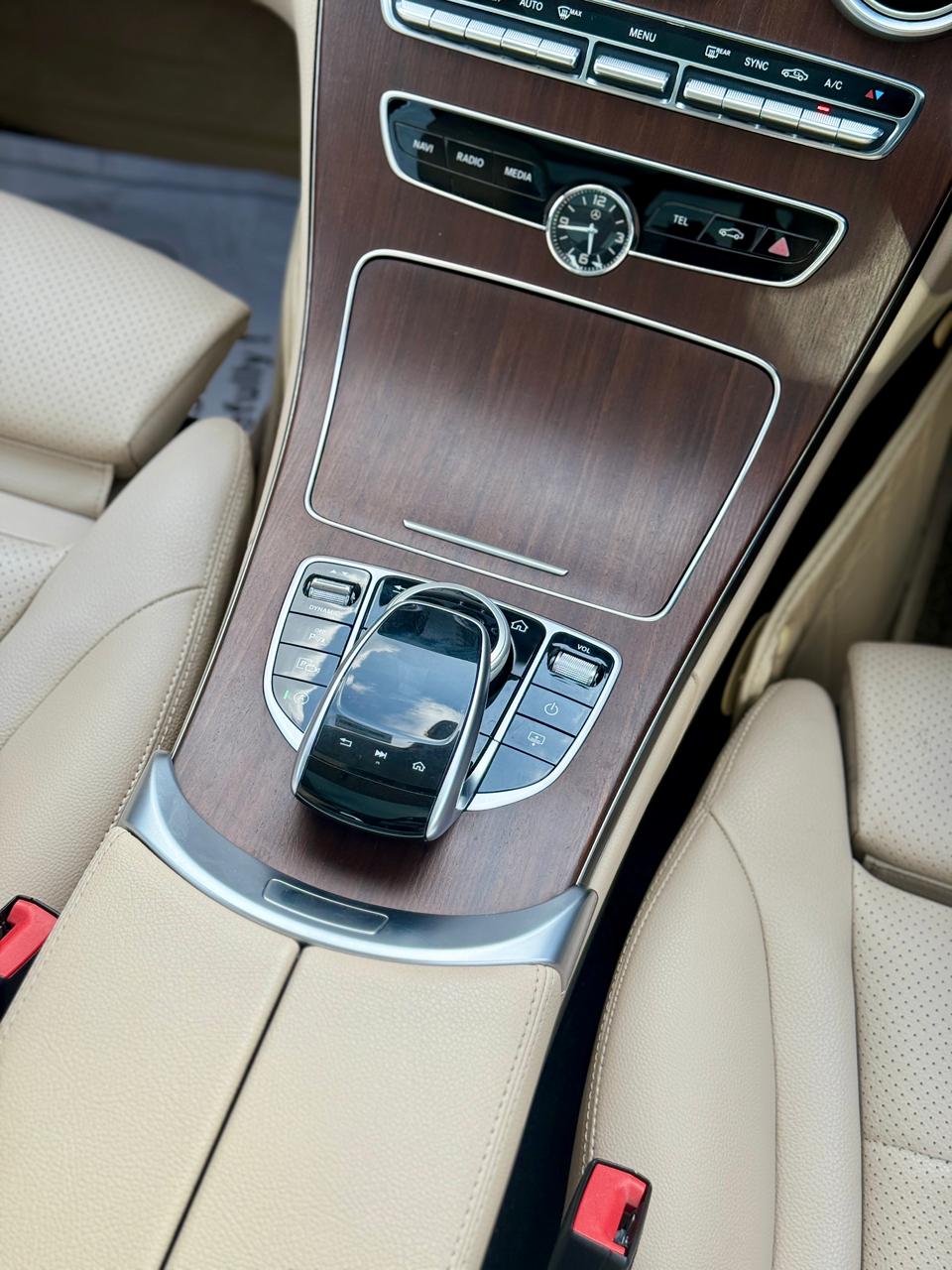 MERCEDES BENZ C CLASS