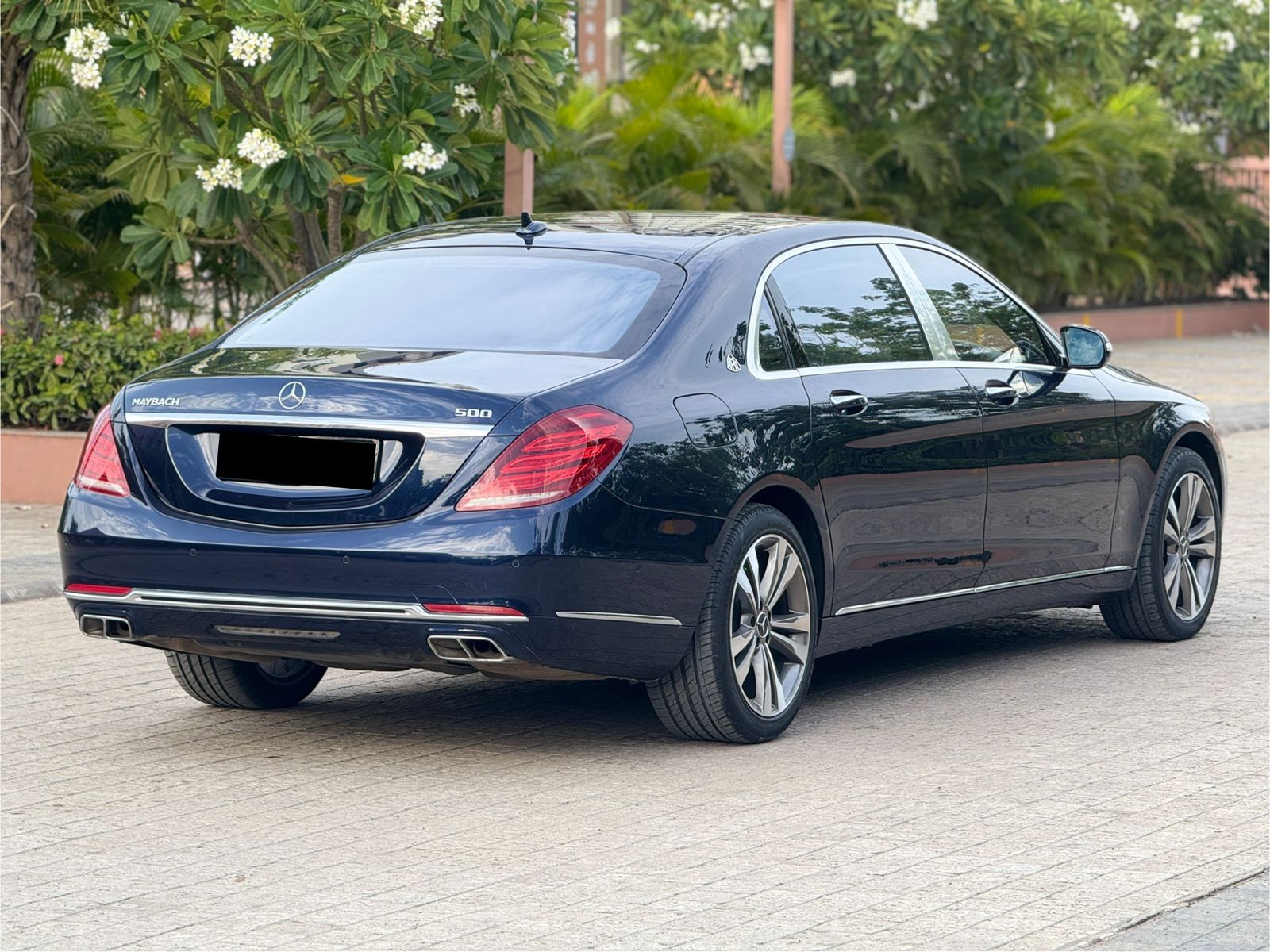 MERCEDES BENZ S-CLASS MAYBACK