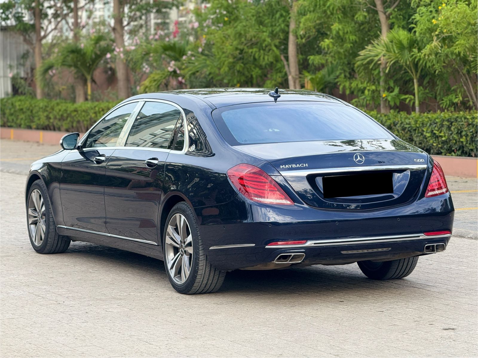 MERCEDES BENZ S-CLASS MAYBACK