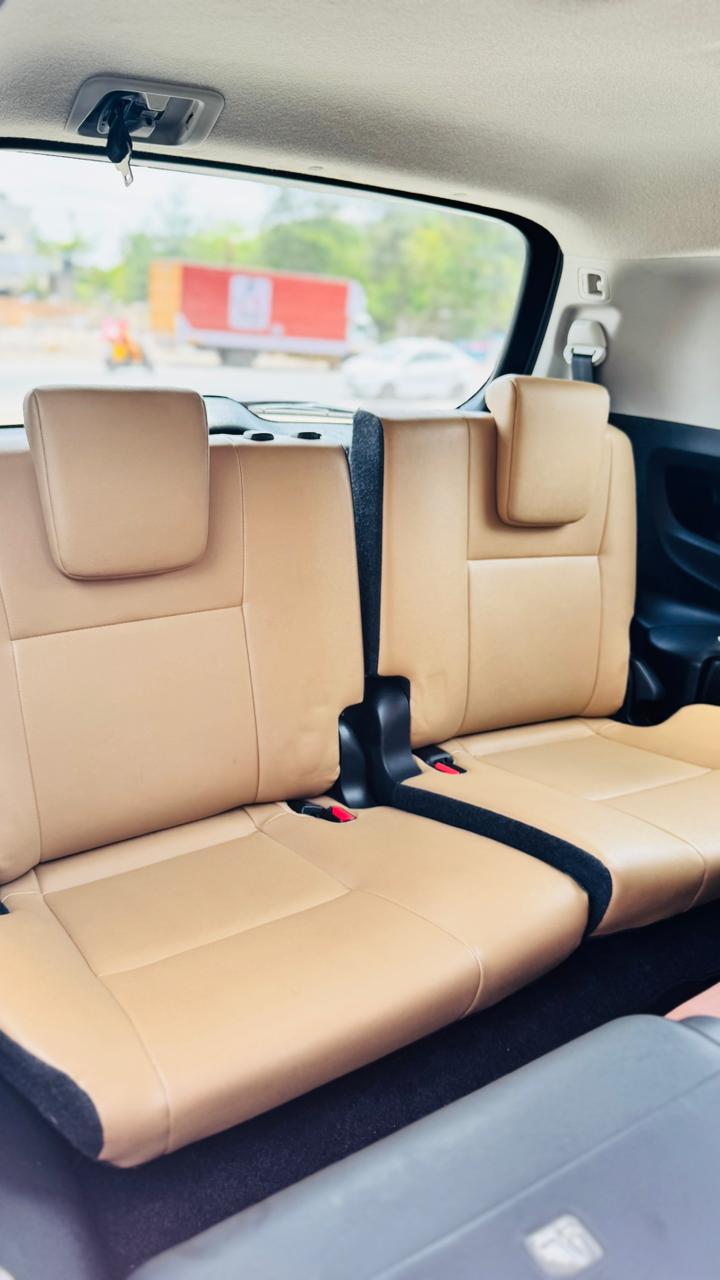 TOYOTA INNOVA CRYSTA 24 Z