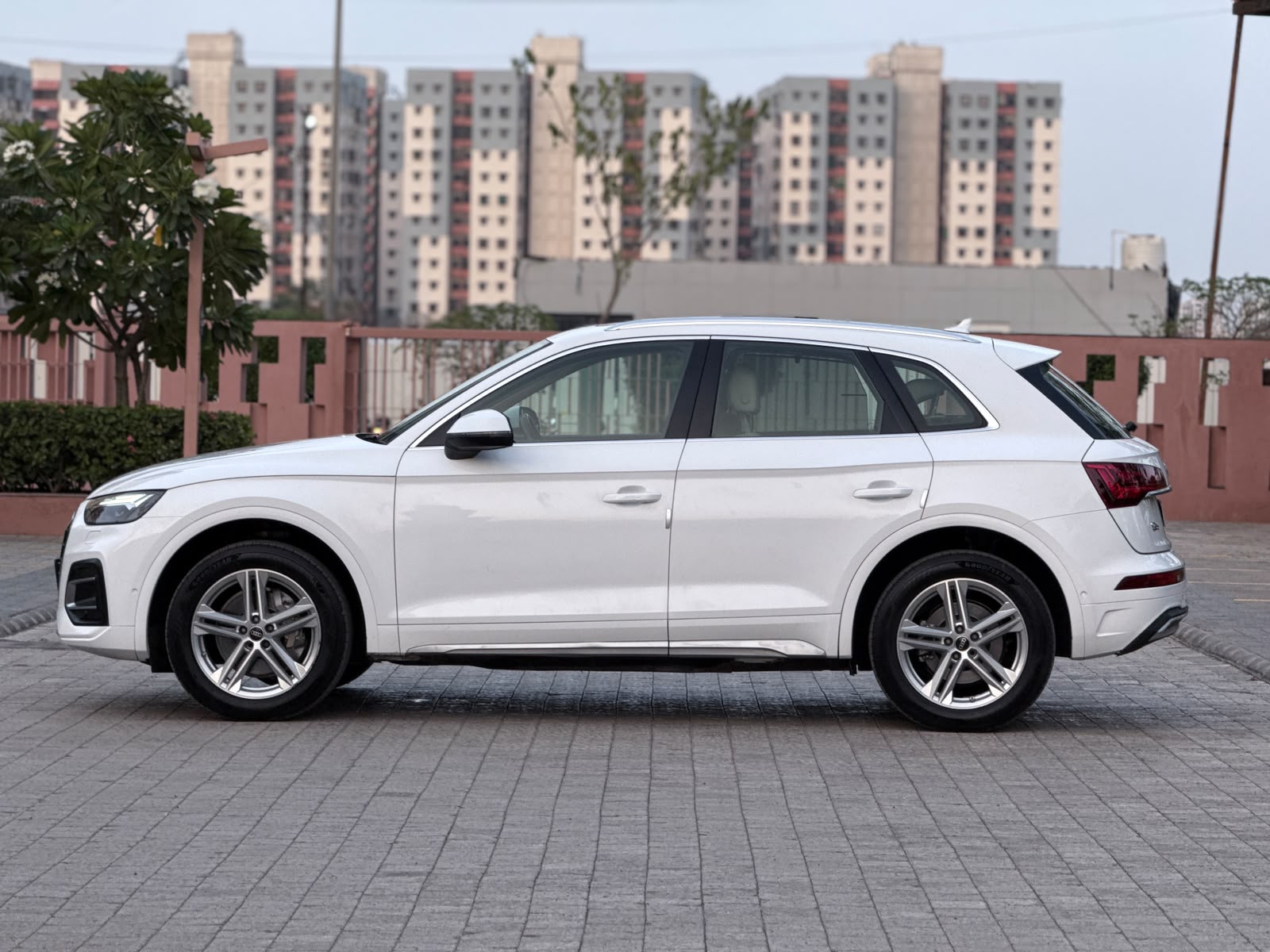 AUDI Q5 TECHNOLOGY
