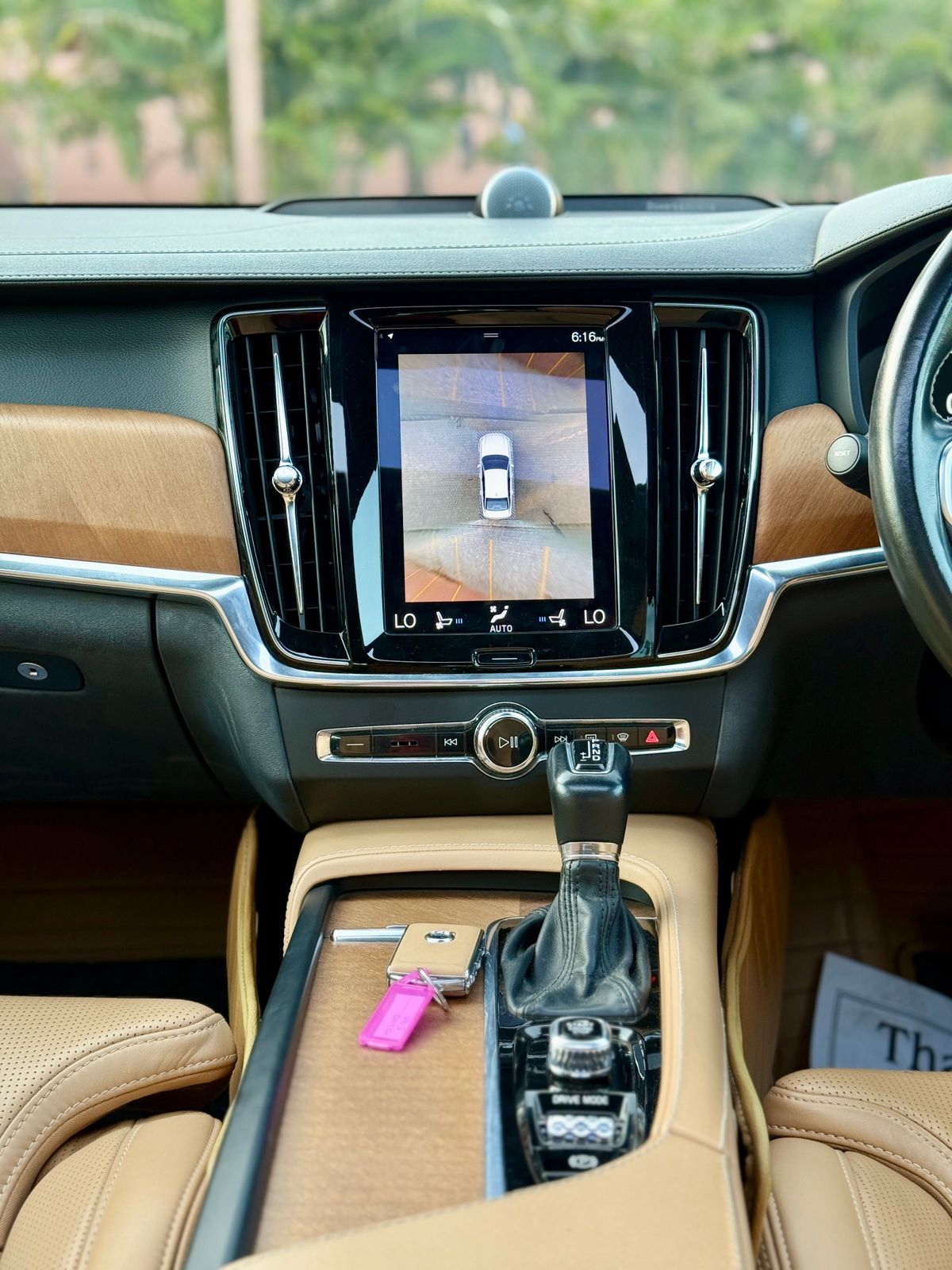 VOLVO S90 D4