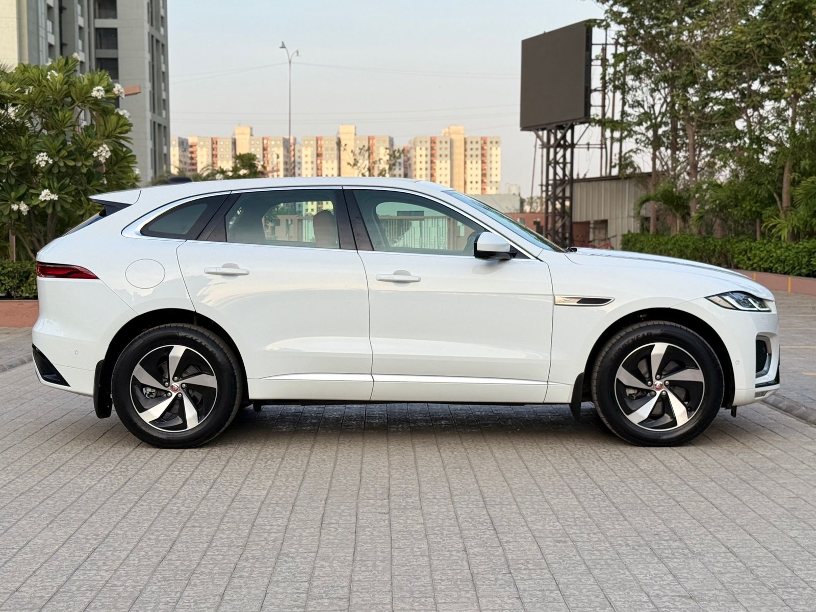 ALL NEW JAGUAR F PACE