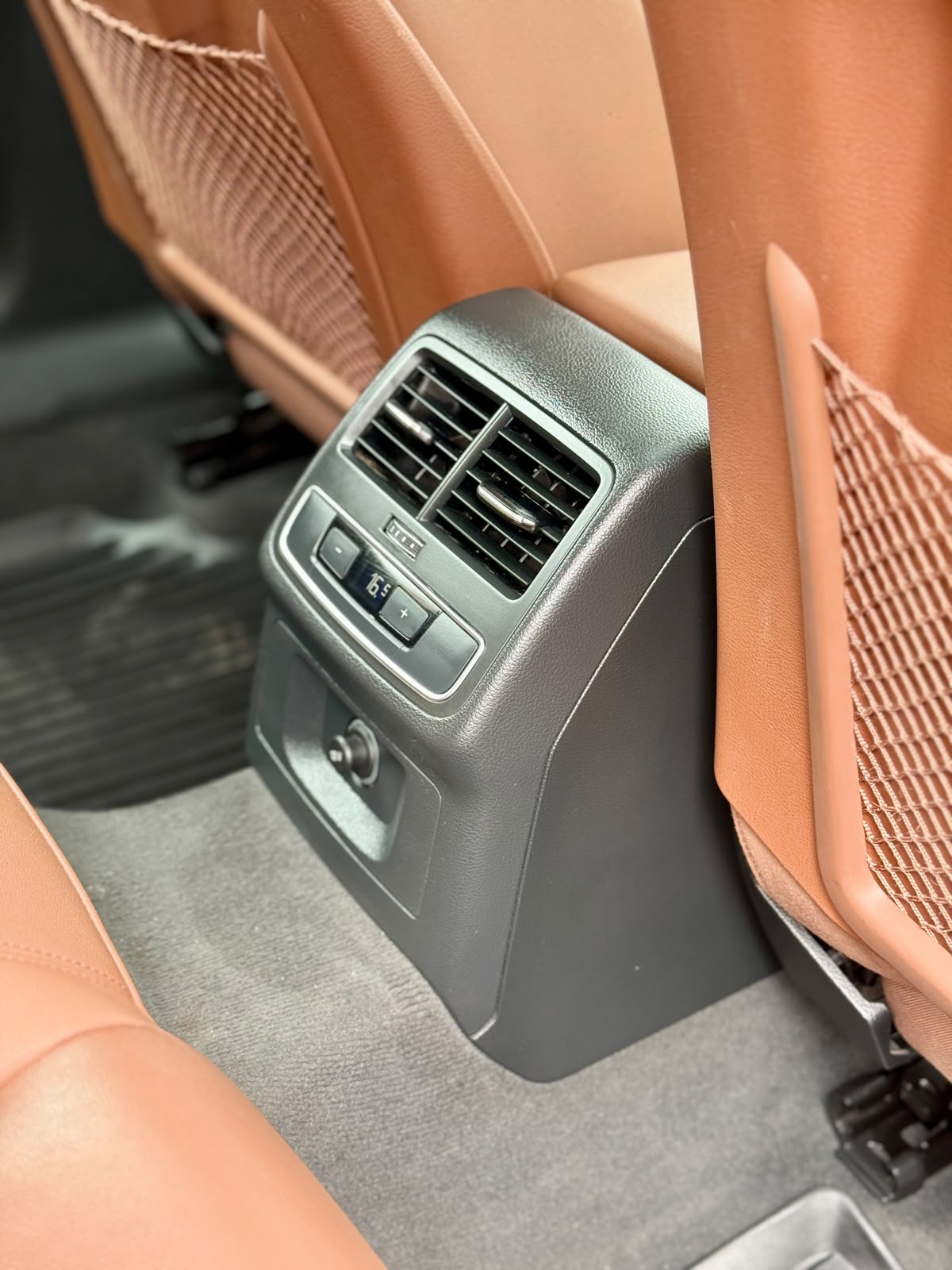 Audi A4  40 TFSI