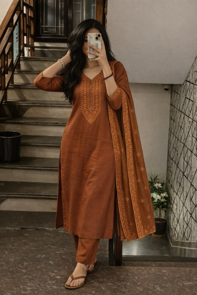 Image of Pure Mul cotton self embroidered kurta set