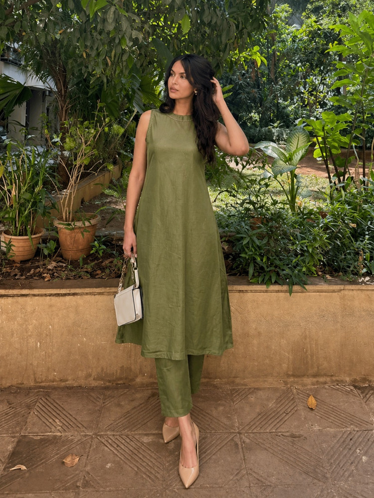 Image of Pure cotton solid kurta set