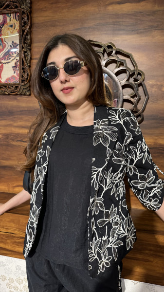 Stretchable cotton co-ord set with embroidered blazer