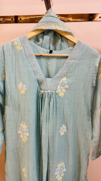 Pure Mul chanderi embroidered kurta set