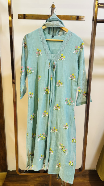 Pure Mul chanderi embroidered kurta set