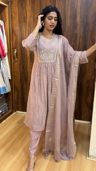 Mul chanderi kurta set with intricate hand detailing