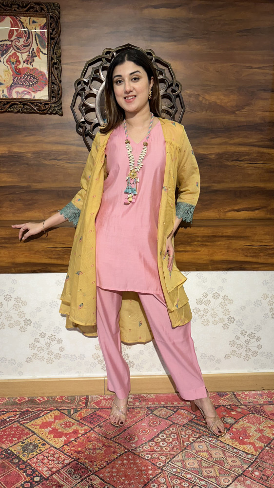 Image of Pure Jamdani Coordinated set with neckpiece