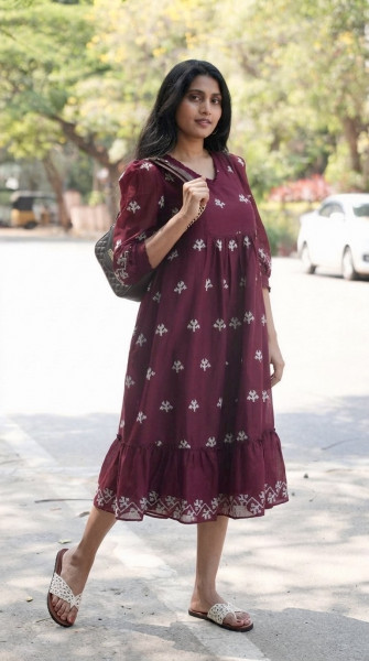 Mul cotton embroidered Dress with pockets