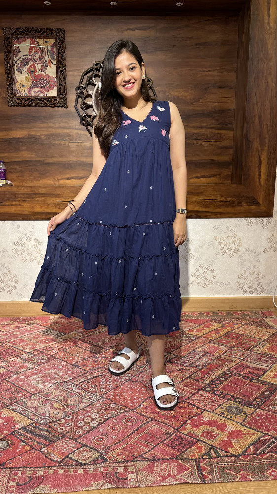 Image of Mul cotton embroidered Jamdani Dress with 3/4 sleeves