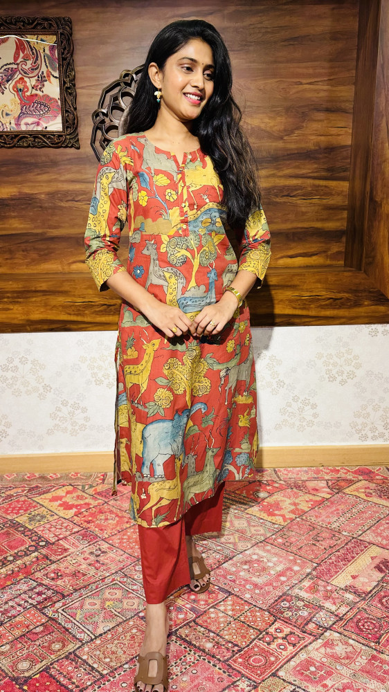 Image of Cotton Kalamkari kurta paired with pants