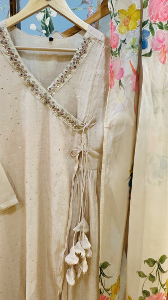 Mul chanderi kurta set with mukaish detailing and hand painted organza dupatta