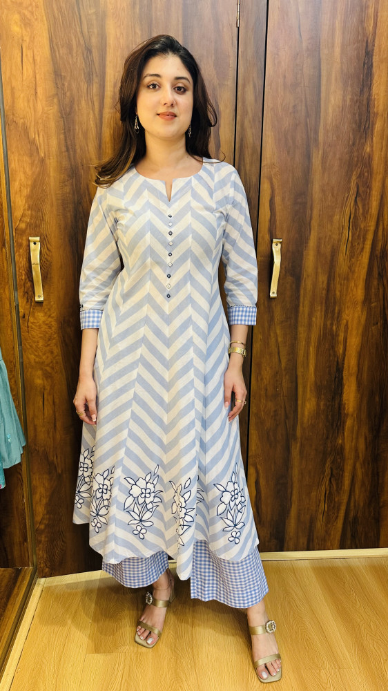 Image of Pure Mul cotton chevron and hand block print kurta paired with pants