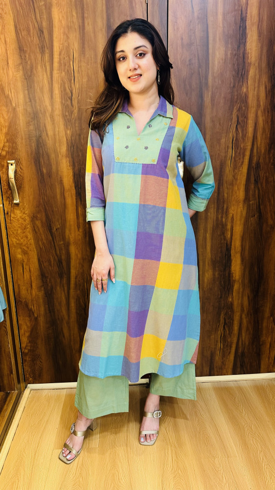 Image of Pure handloom cotton Madras checks embroidered kurta set