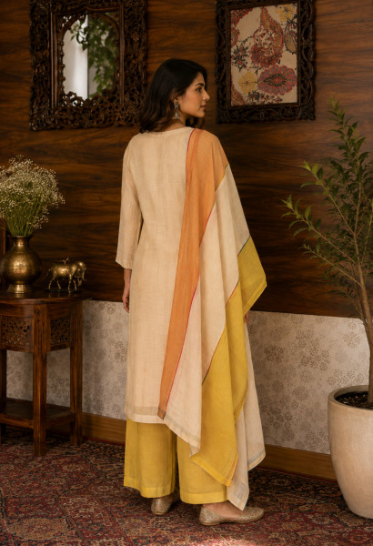 Mul chanderi kurta set with separate inner