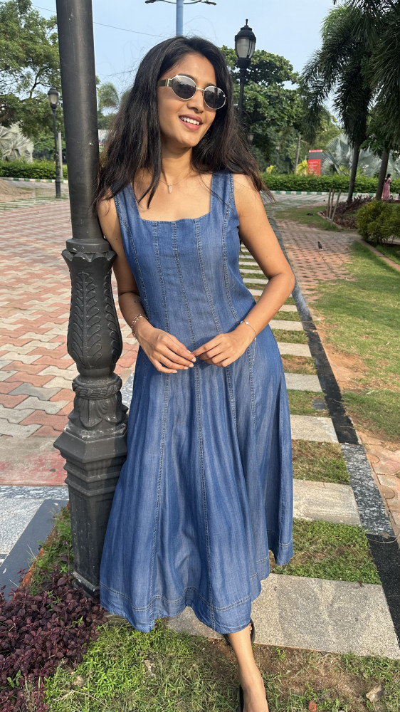 Image of Soft Denim Dress with optional sleeves