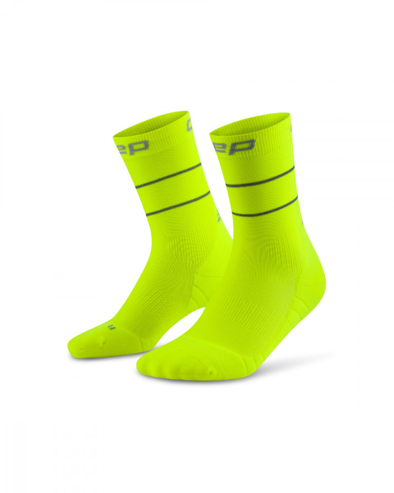 Image of CEP PRO RUN REFLECTIVE MID-CUT SOCKS