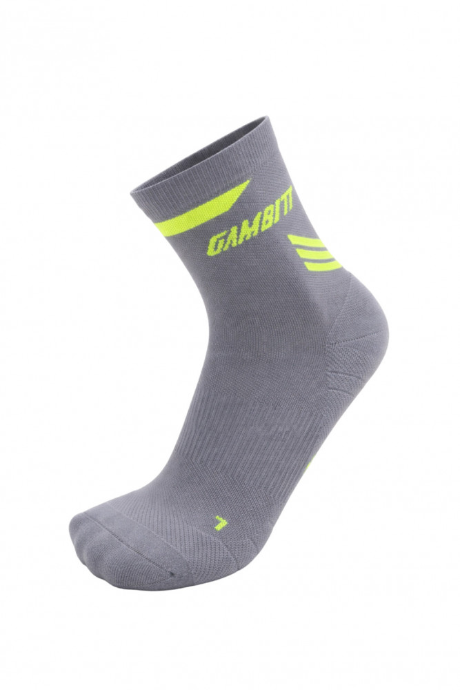 Image of GAMBITT DISTANCE COMPRESSION SHORT SOCKS