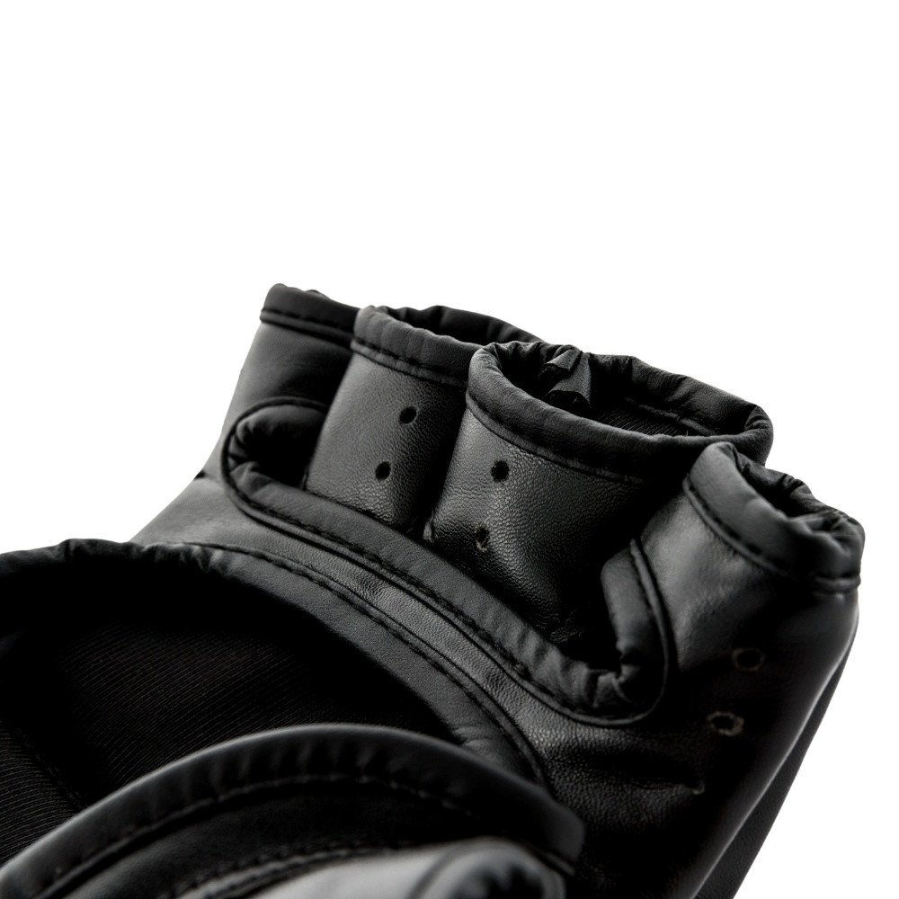 UFC CONTENDER MMA BAG GLOVES-6oz