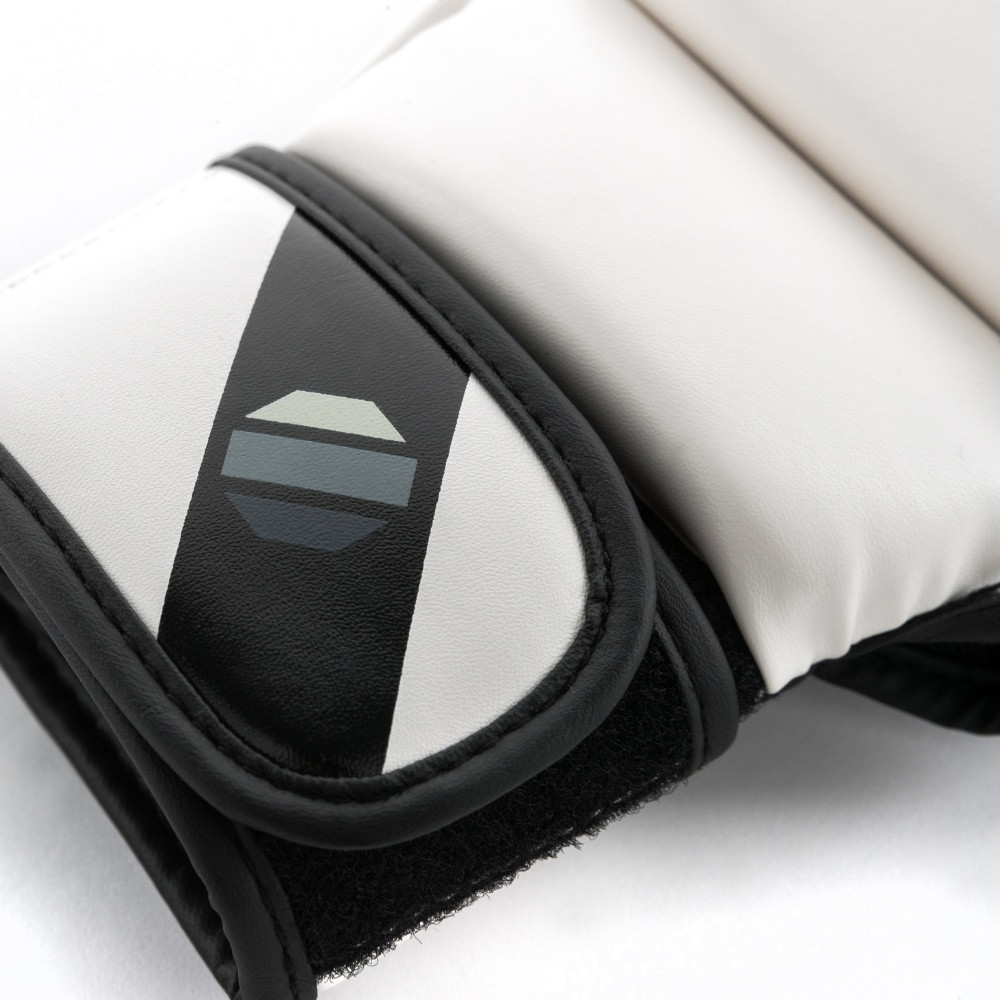 UFC CONTENDER MMA SPARING GLOVES-8oz
