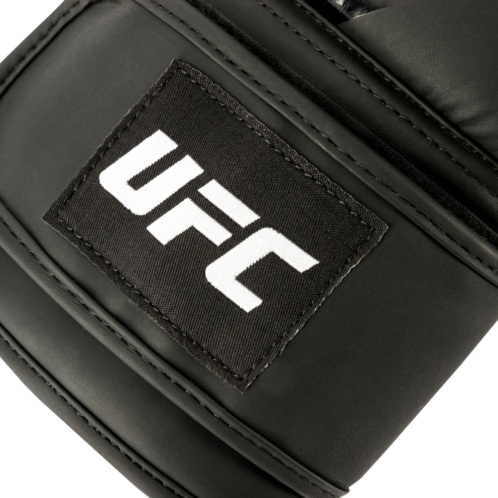 UFC TONAL BOXING TRAINING GLOVE