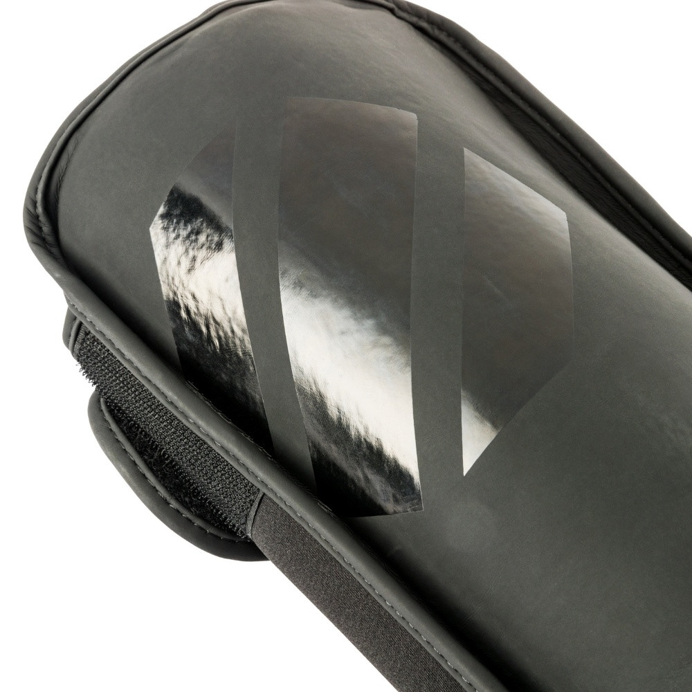 UFC TONAL TRAINING SHIN GUARD