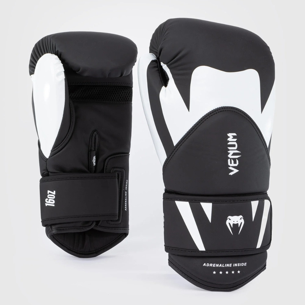 VENUM CHALLENGER 40 BOXING GLOVES