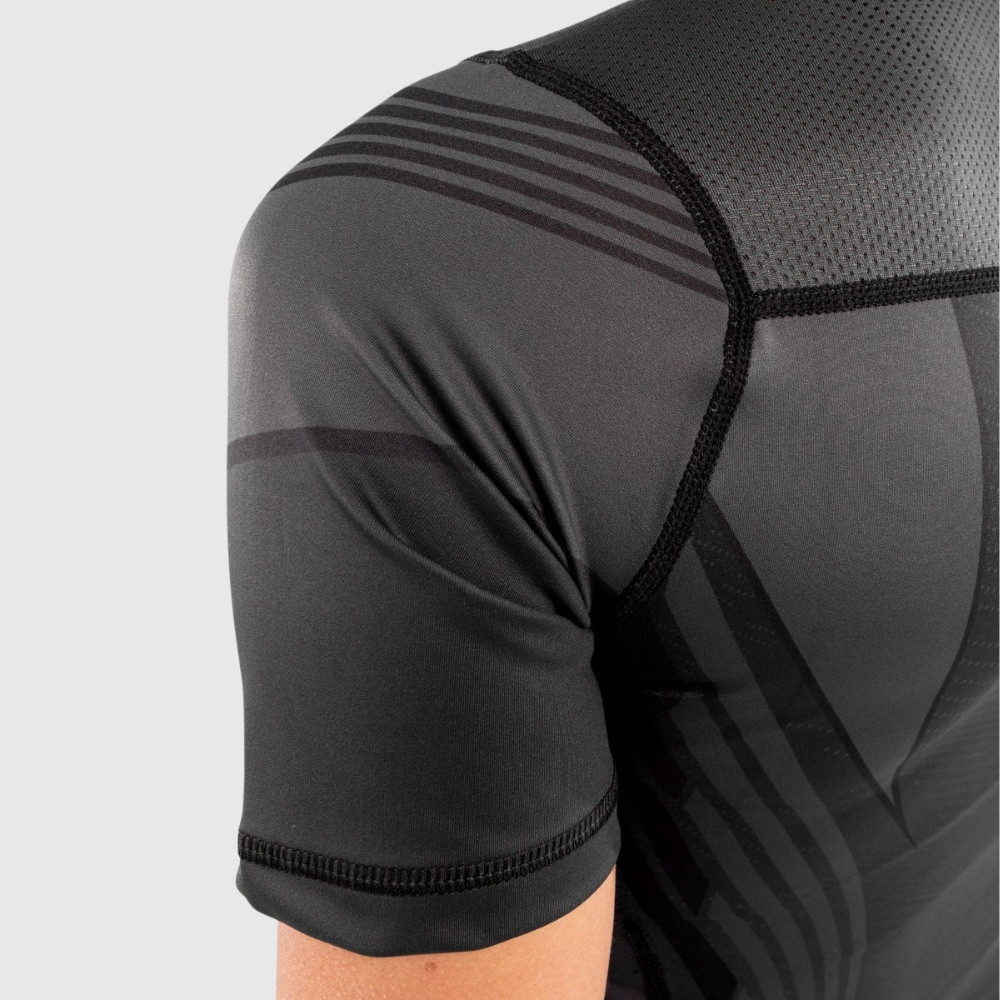 VENUM UFC AUTHENTIC FIGHT NIGHT RASHGUARD WOMEN