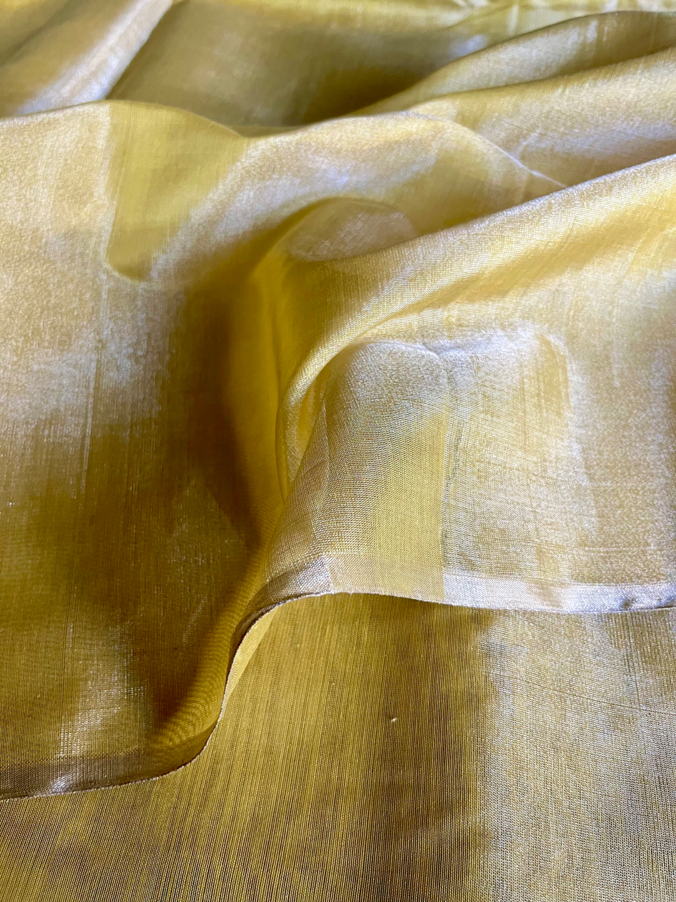 Maheshwari Tissue handloom saree with Banarasi blouse fabric