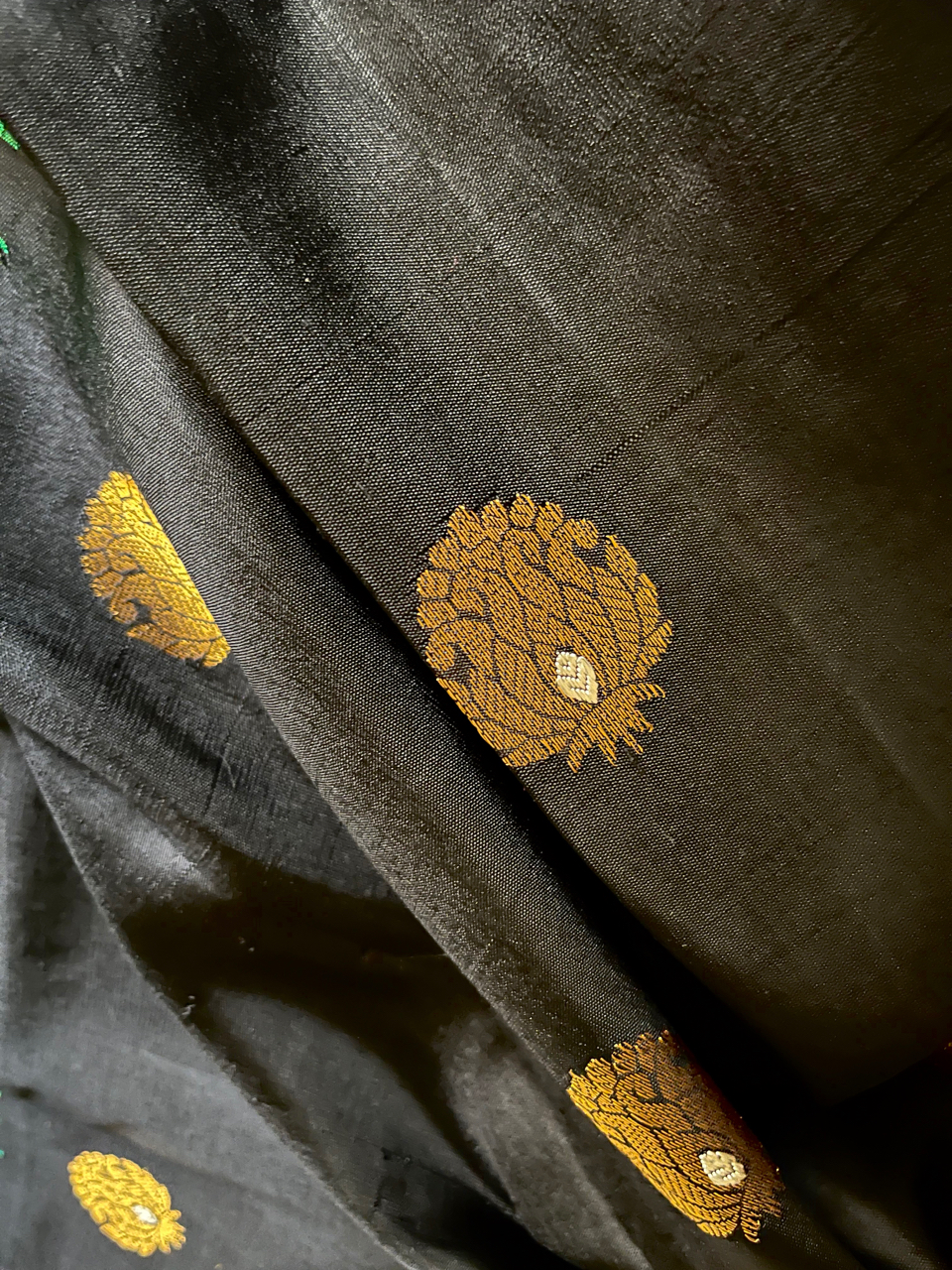 Gadwal silk handloom saree