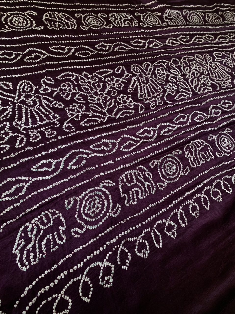 Hand-knotted Bandhani Gajji silk saree