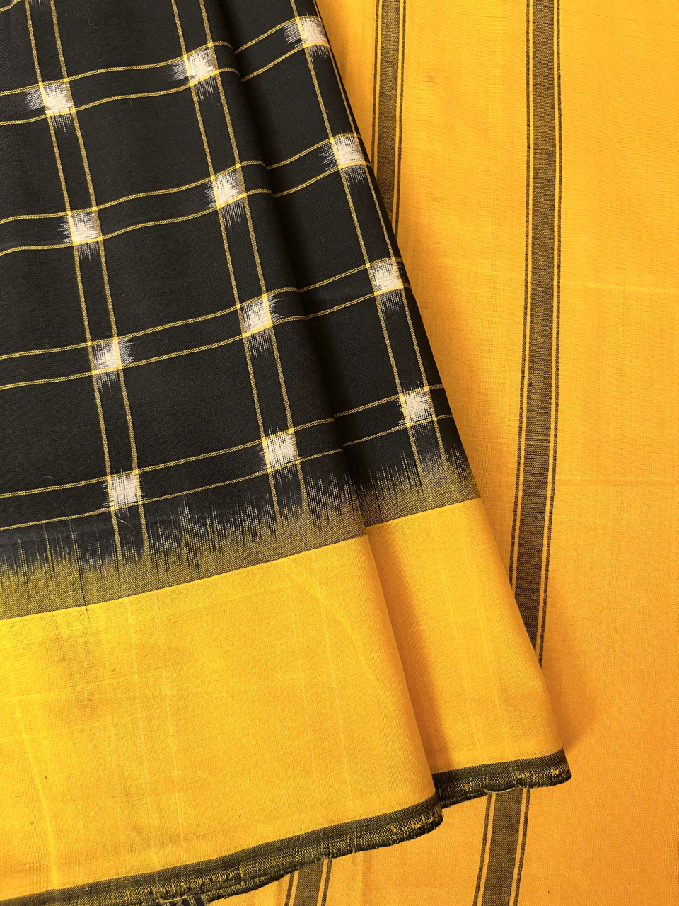 Pochampally Ikat cotton handloom saree